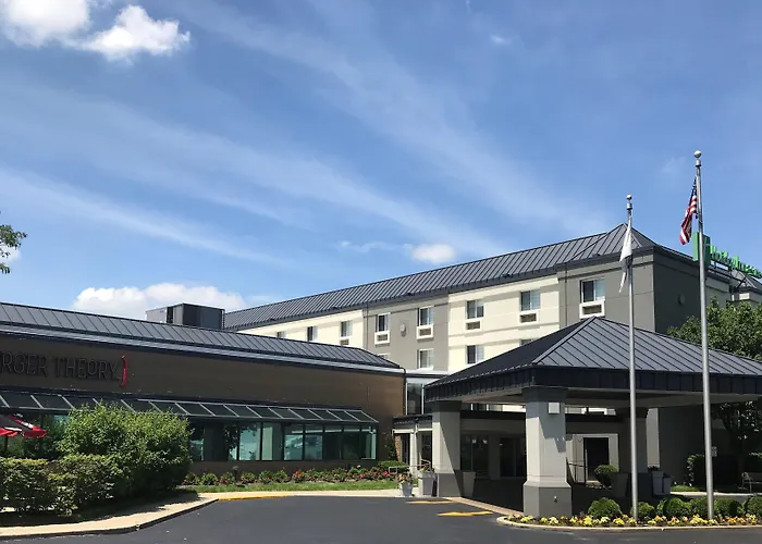 Holiday Inn & Suites Chicago-Carol Stream Wheaton By Ihg