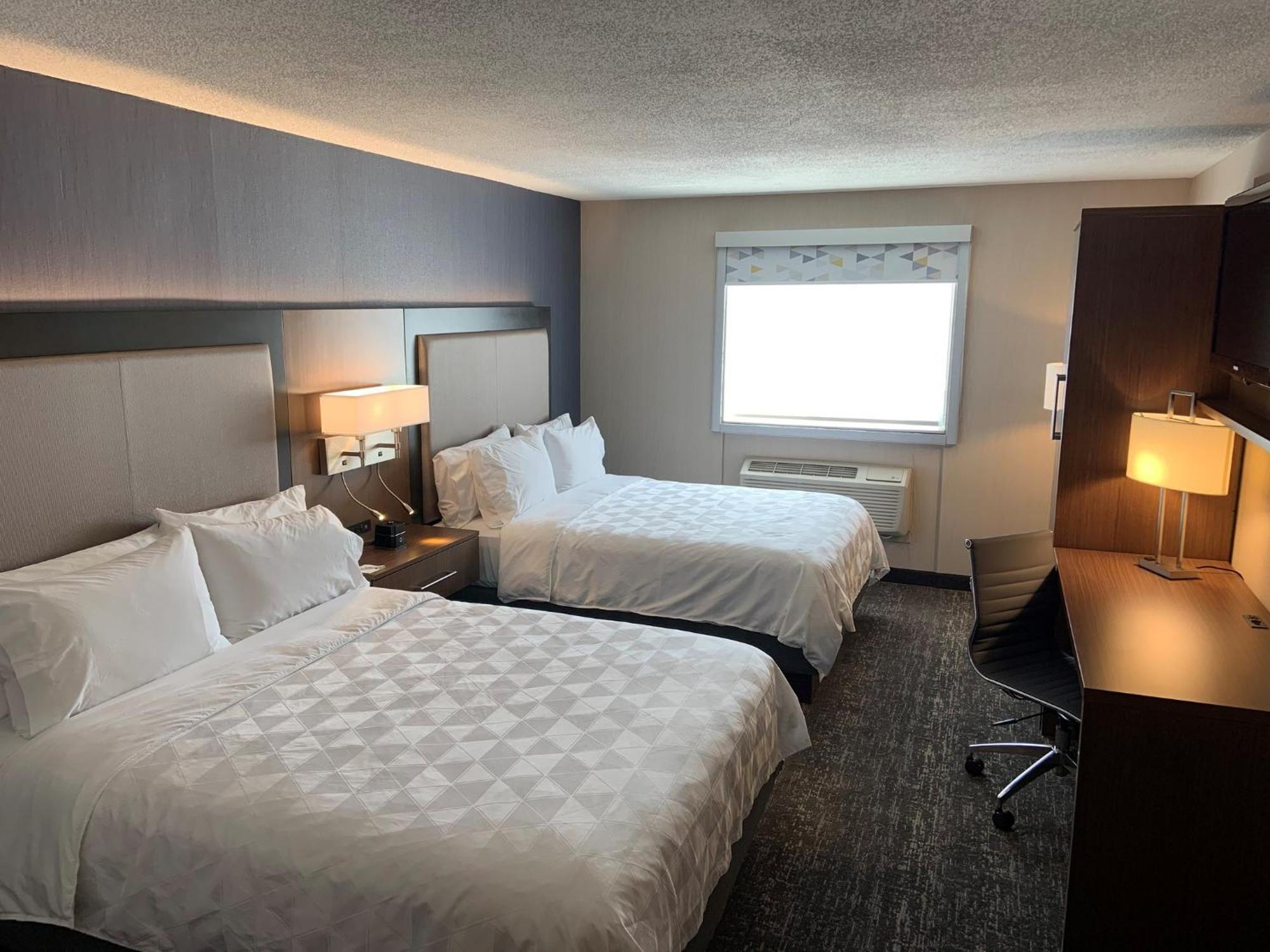 & Chicago-carol Stream Wheaton By Ihg Carol Stream