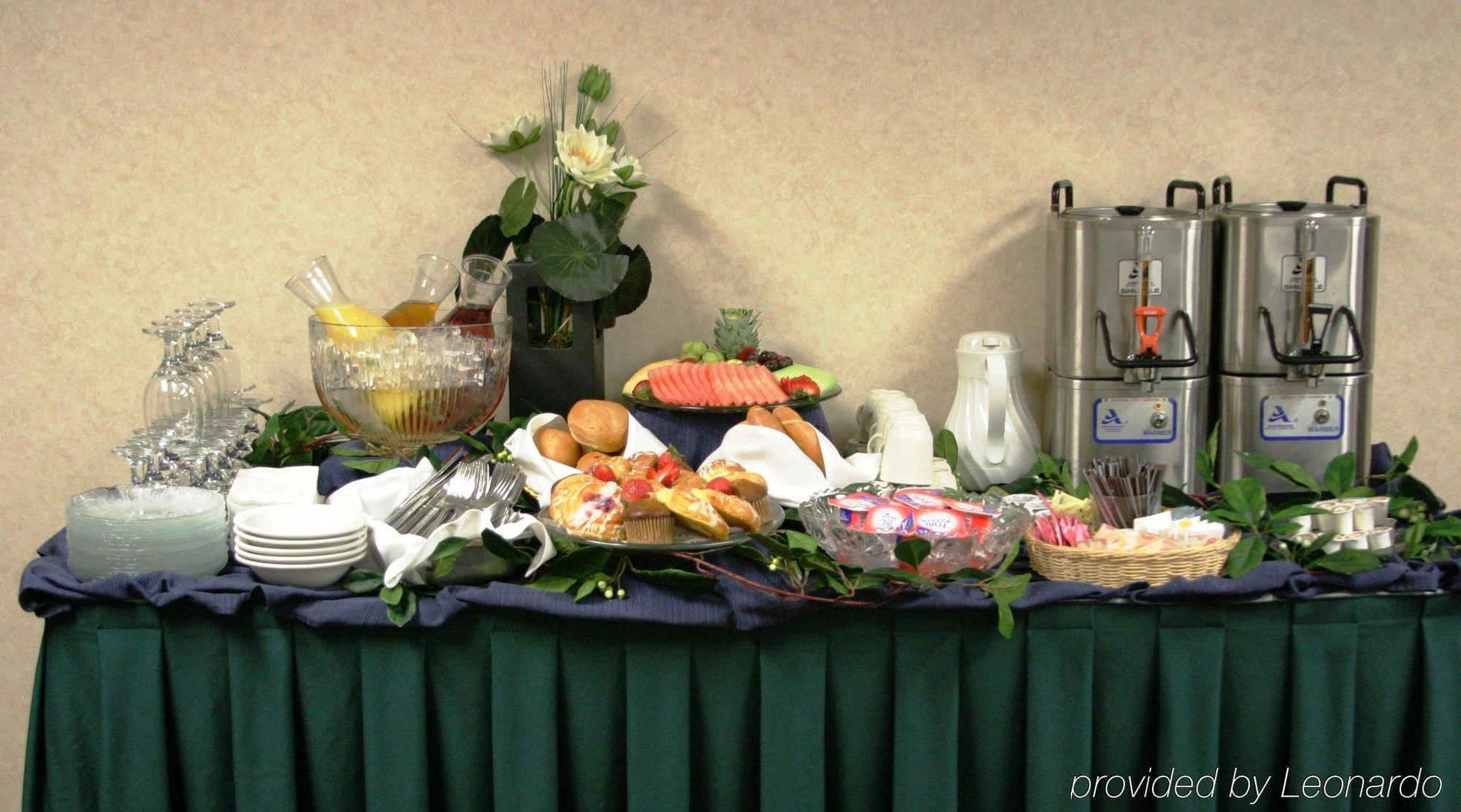 & Chicago-carol Stream Wheaton By Ihg Hotel